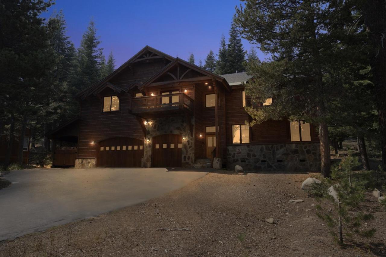 Bear Meadows Lodge - Hot Tub - Tahoe Donner Home Truckee Ngoại thất bức ảnh