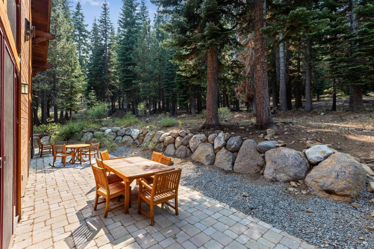 Bear Meadows Lodge - Hot Tub - Tahoe Donner Home Truckee Ngoại thất bức ảnh