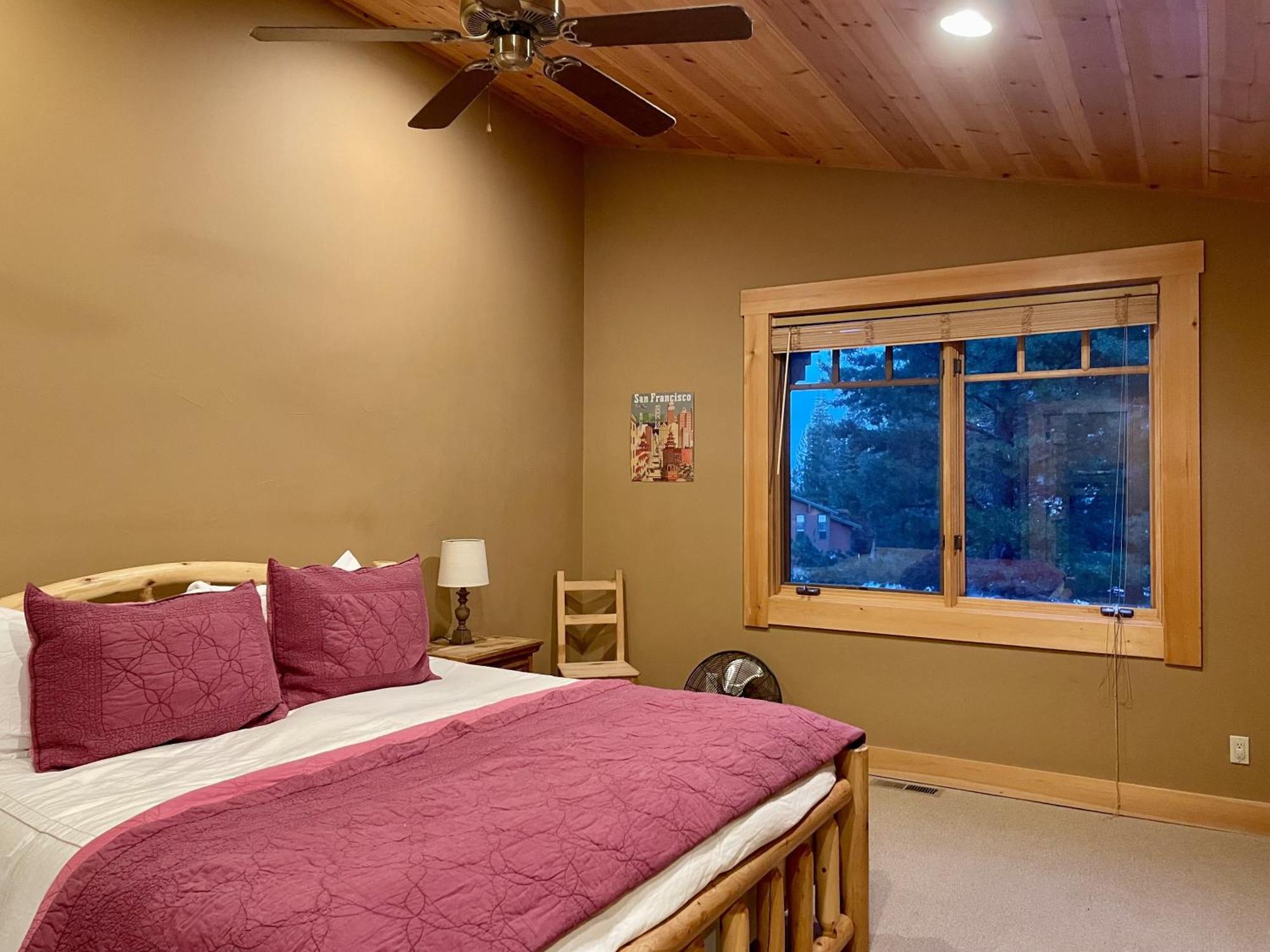 Bear Meadows Lodge - Hot Tub - Tahoe Donner Home Truckee Ngoại thất bức ảnh