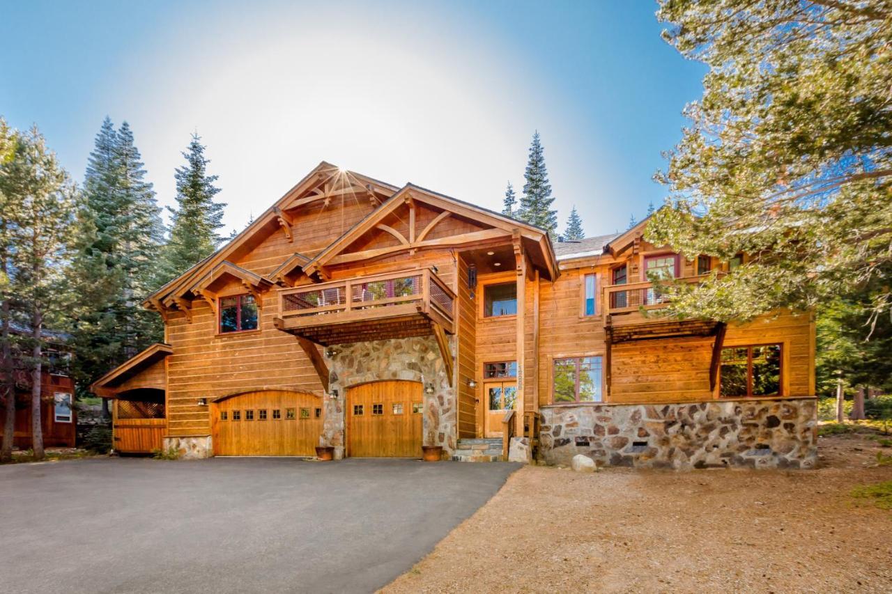 Bear Meadows Lodge - Hot Tub - Tahoe Donner Home Truckee Ngoại thất bức ảnh