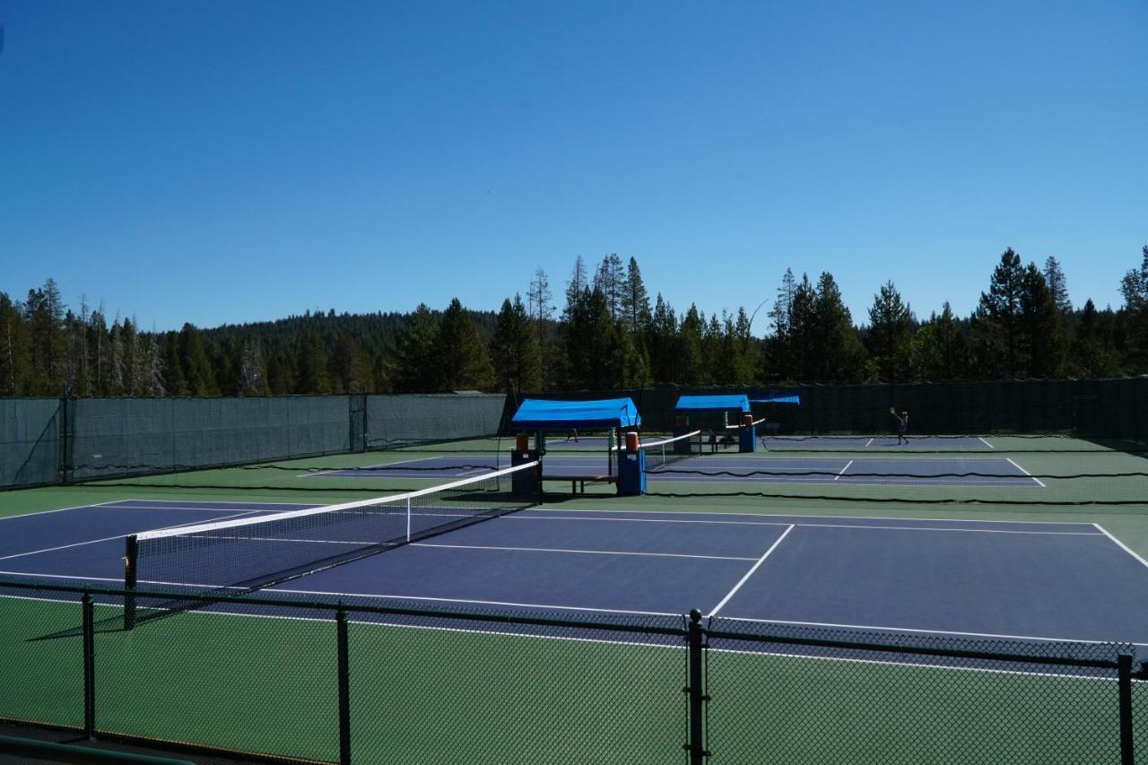 Bear Meadows Lodge - Hot Tub - Tahoe Donner Home Truckee Ngoại thất bức ảnh